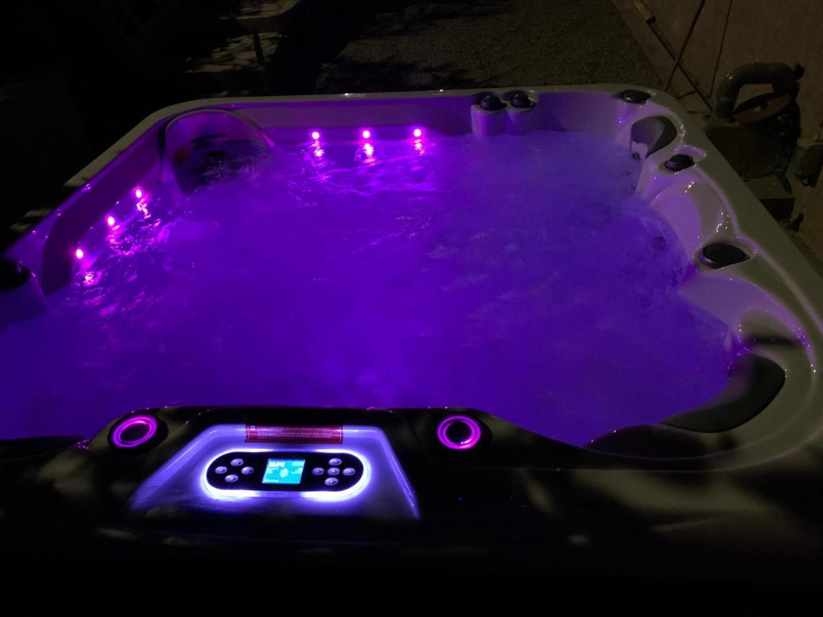 Gites Les Chalets Vezzani Spa Экстерьер фото
